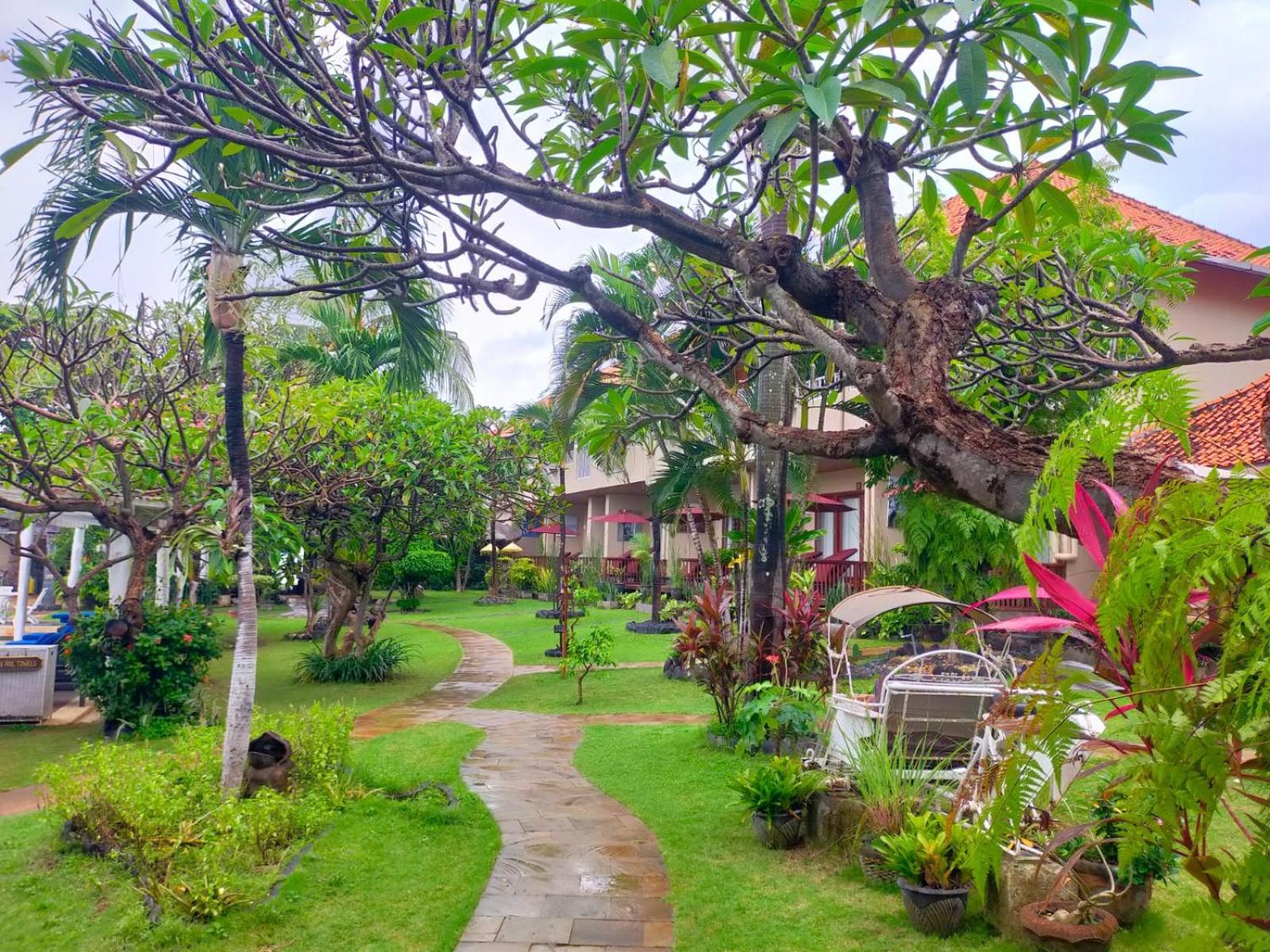 Tauch Terminal Resort Tulamben & Spa Exterior photo